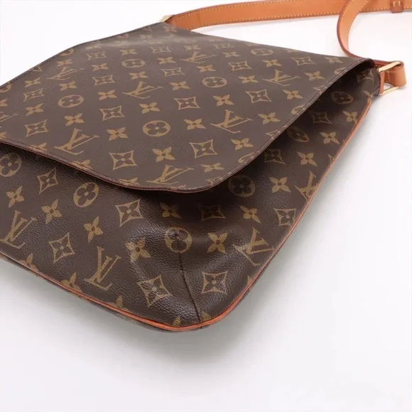 Authentic Louis Vuitton musette GM monogram crossbody bag - Picture 3 of 11